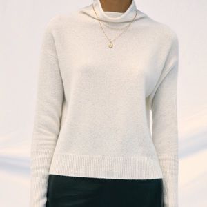 Wilfred CYPRIE Cashmere Sweater by Aritzia- medium